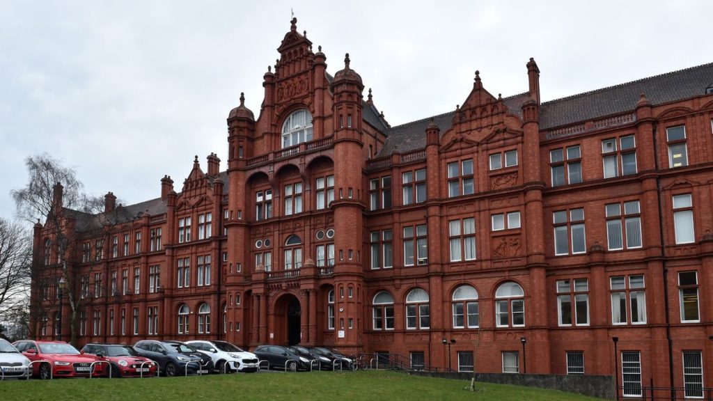 UNIVERSITY OF SALFORD